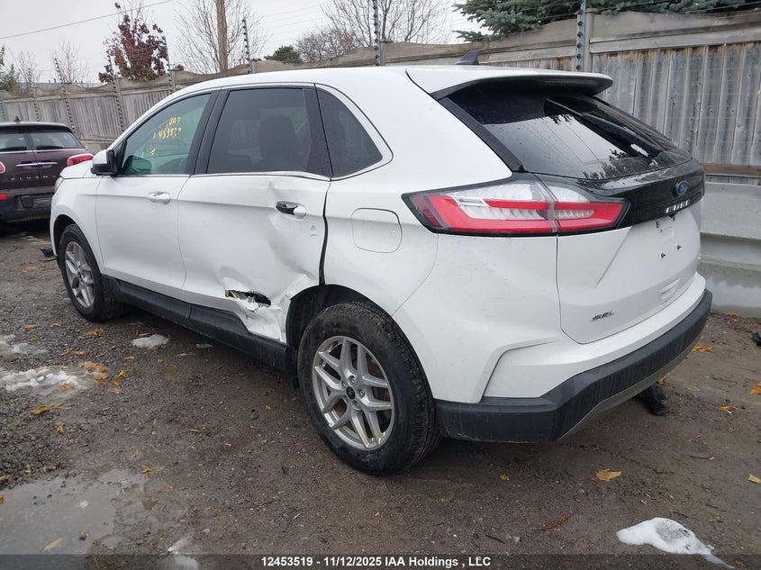 2FMPK4J9XPBA35243 2023 FORD EDGE photo no. 3