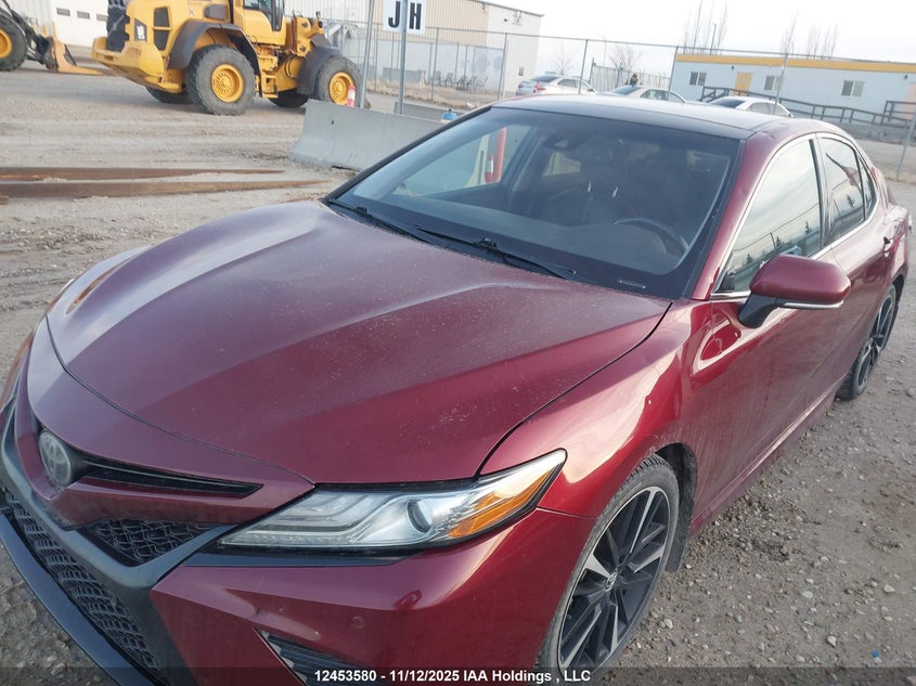 4T1B61HK6JU565295 2018 TOYOTA CAMRY photo no. 6
