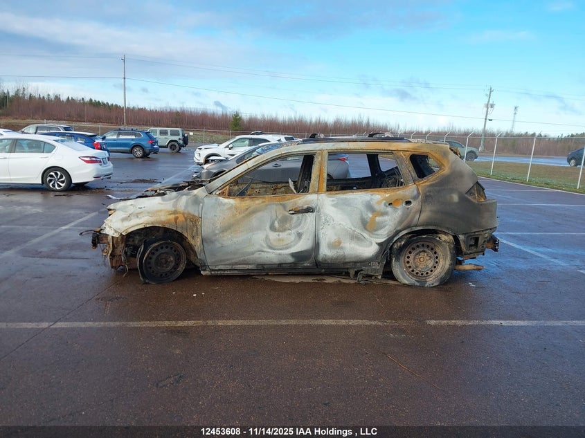 5N1AT2MV9FC868000 2015 NISSAN ROGUE photo no. 13