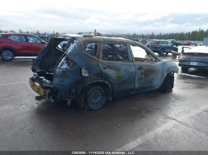 5N1AT2MV9FC868000 2015 NISSAN ROGUE photo no. 4