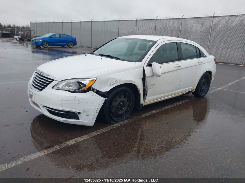 1C3CCBAB8DN651146 2013 CHRYSLER 200 photo no. 2