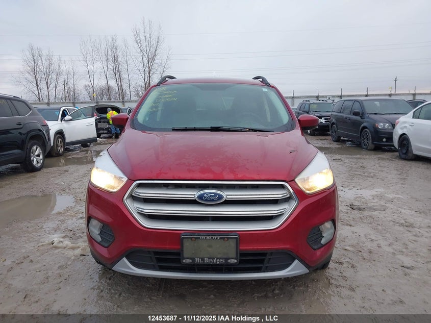 1FMCU0GD7JUD32601 2018 FORD ESCAPE photo no. 12