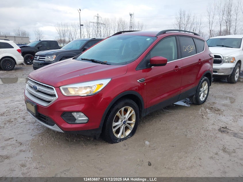 1FMCU0GD7JUD32601 2018 FORD ESCAPE photo no. 2