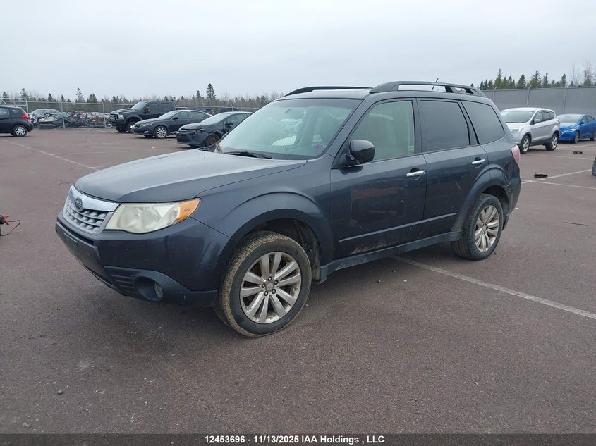 JF2SHADCXCH446255 2012 SUBARU FORESTER photo no. 2