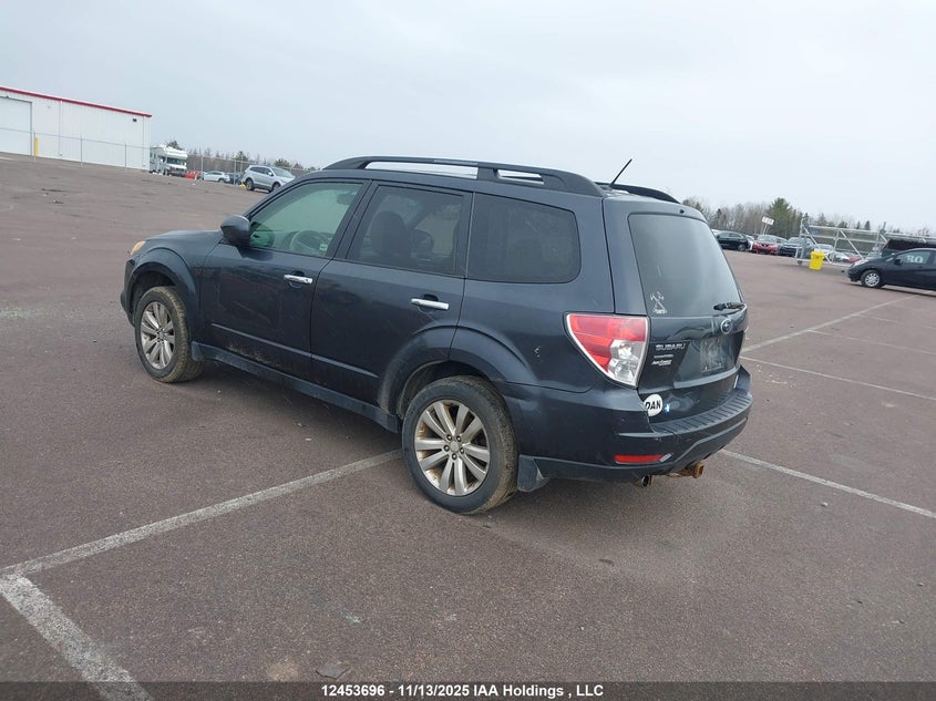 JF2SHADCXCH446255 2012 SUBARU FORESTER photo no. 3