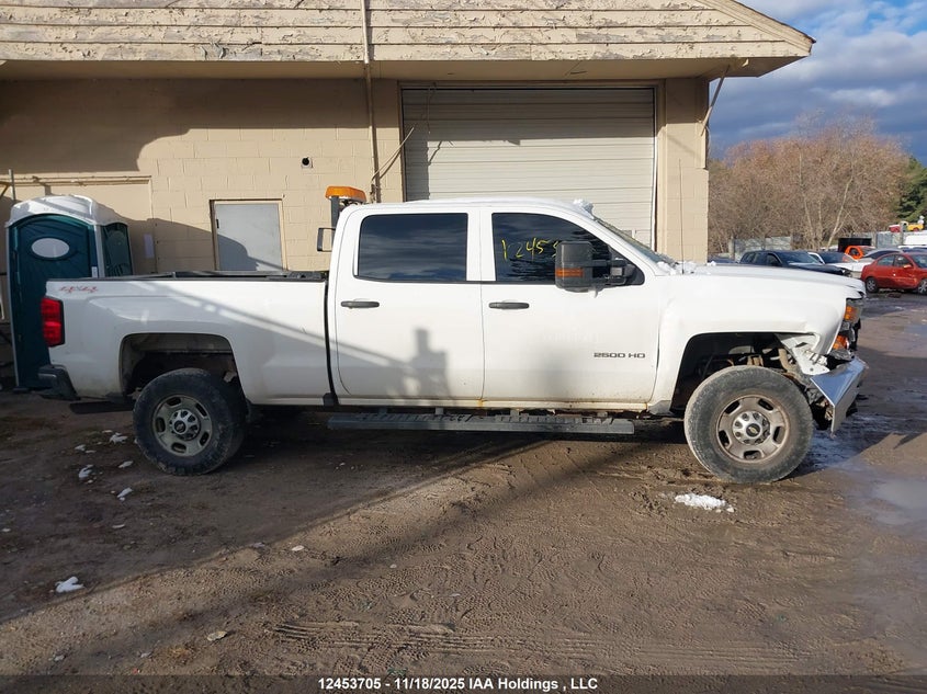 1GC1KUEGXHF189955 2017 CHEVROLET SILVERADO photo no. 14
