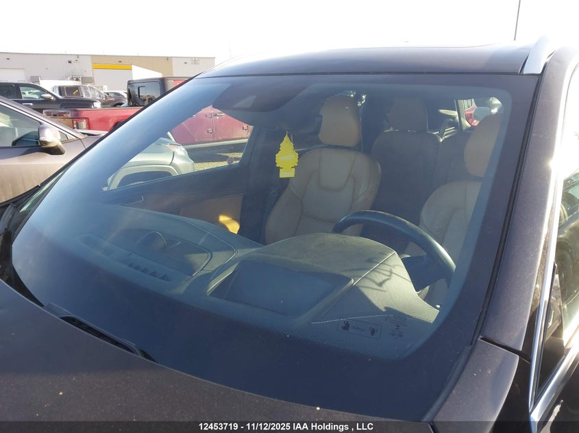 2016 Volvo Xc90 T6 First Edition VIN: YV4A22PN2G1001776 Lot: 12453719