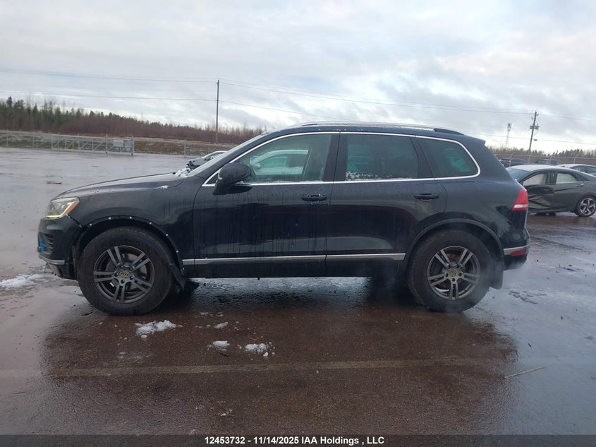 WVGEP9BP6FD001330 2015 VOLKSWAGEN TOUAREG photo no. 14