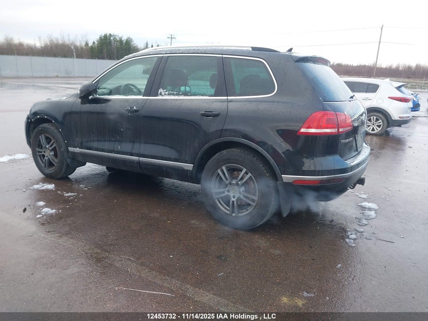 WVGEP9BP6FD001330 2015 VOLKSWAGEN TOUAREG photo no. 3