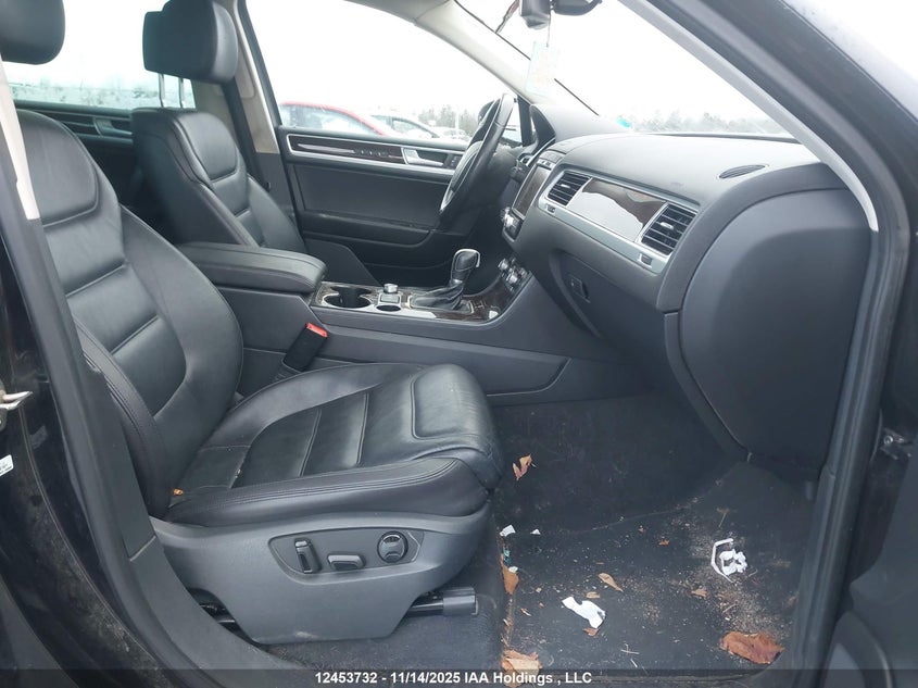 WVGEP9BP6FD001330 2015 VOLKSWAGEN TOUAREG photo no. 5