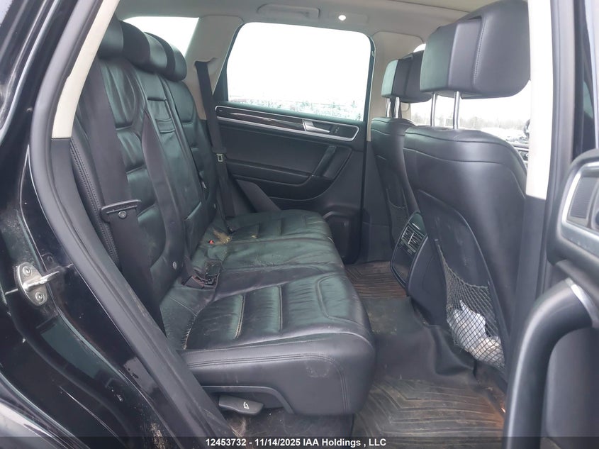 WVGEP9BP6FD001330 2015 VOLKSWAGEN TOUAREG photo no. 8