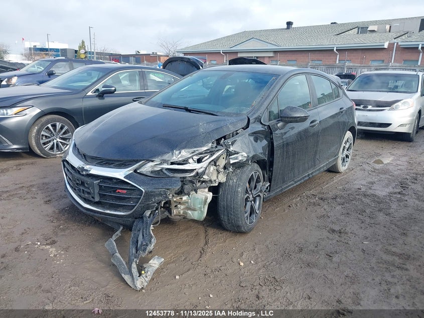 3G1BE6SM1KS523903 2019 CHEVROLET CRUZE photo no. 2
