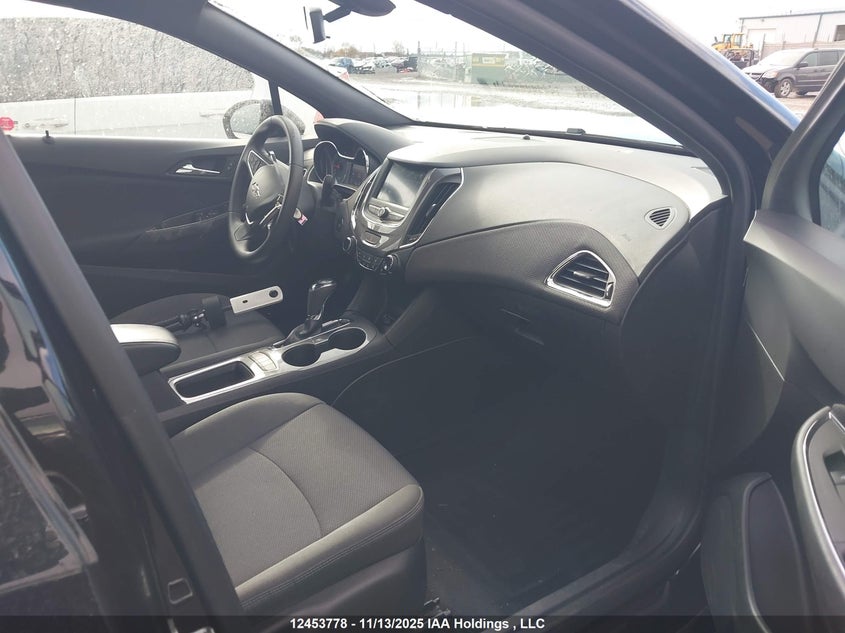 3G1BE6SM1KS523903 2019 CHEVROLET CRUZE photo no. 5