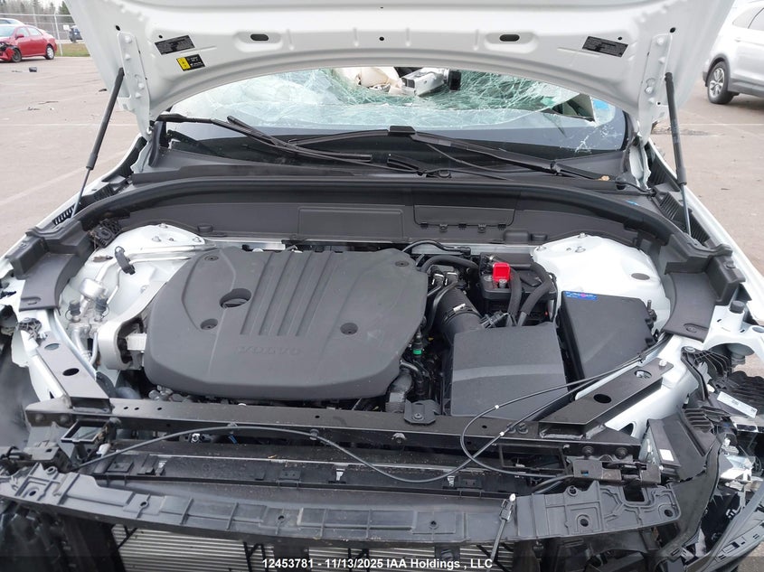 2026 Volvo Xc60 B5 Ultra Dark Theme VIN: YV4M12RM7T1329869 Lot: 12453781