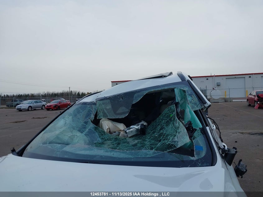 2026 Volvo Xc60 B5 Ultra Dark Theme VIN: YV4M12RM7T1329869 Lot: 12453781