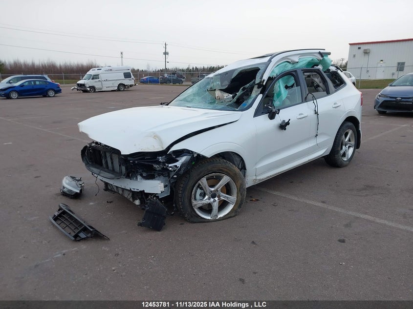 2026 Volvo Xc60 B5 Ultra Dark Theme VIN: YV4M12RM7T1329869 Lot: 12453781