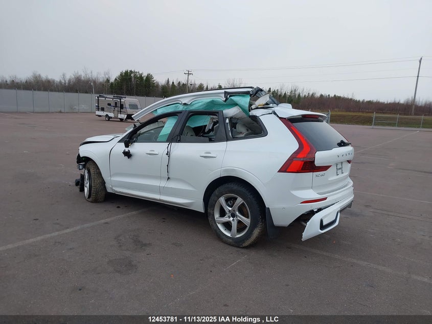 YV4M12RM7T1329869 2026 VOLVO XC60 photo no. 3