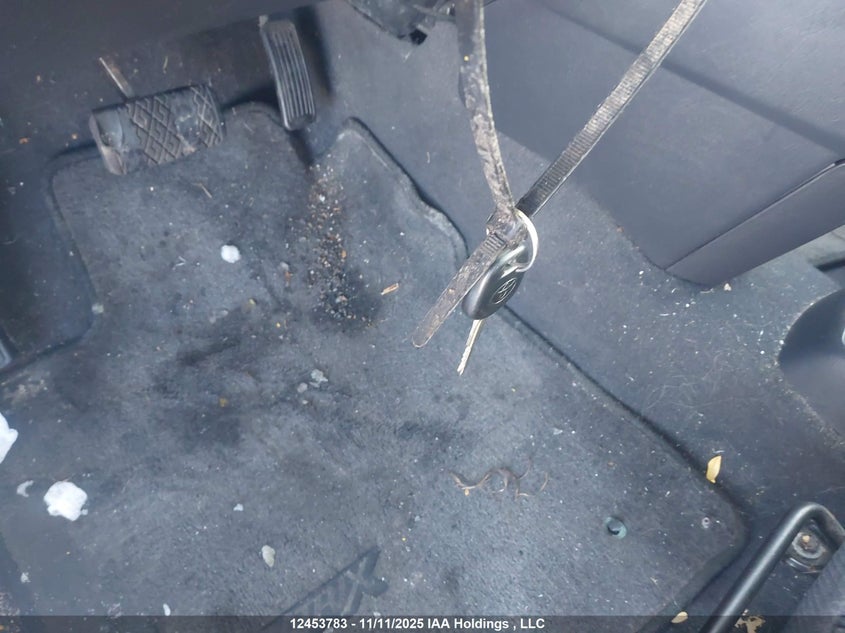 2005 Toyota Corolla Matrix Xr VIN: 2T1KR32E95C885742 Lot: 12453783