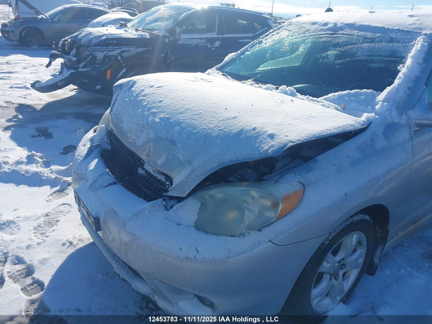 2005 Toyota Corolla Matrix Xr VIN: 2T1KR32E95C885742 Lot: 12453783