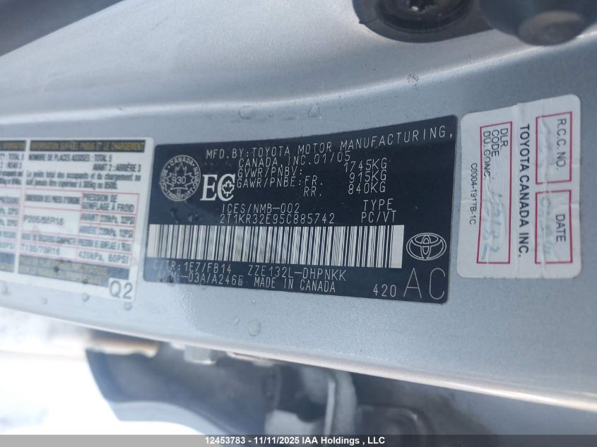 2005 Toyota Corolla Matrix Xr VIN: 2T1KR32E95C885742 Lot: 12453783