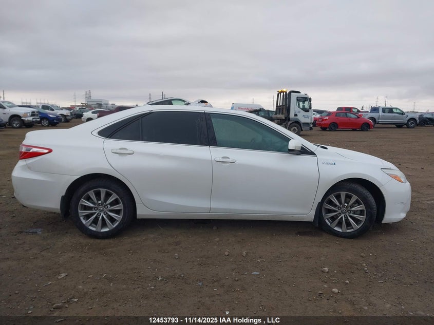 4T1BD1FK3GU177359 2016 TOYOTA CAMRY photo no. 13