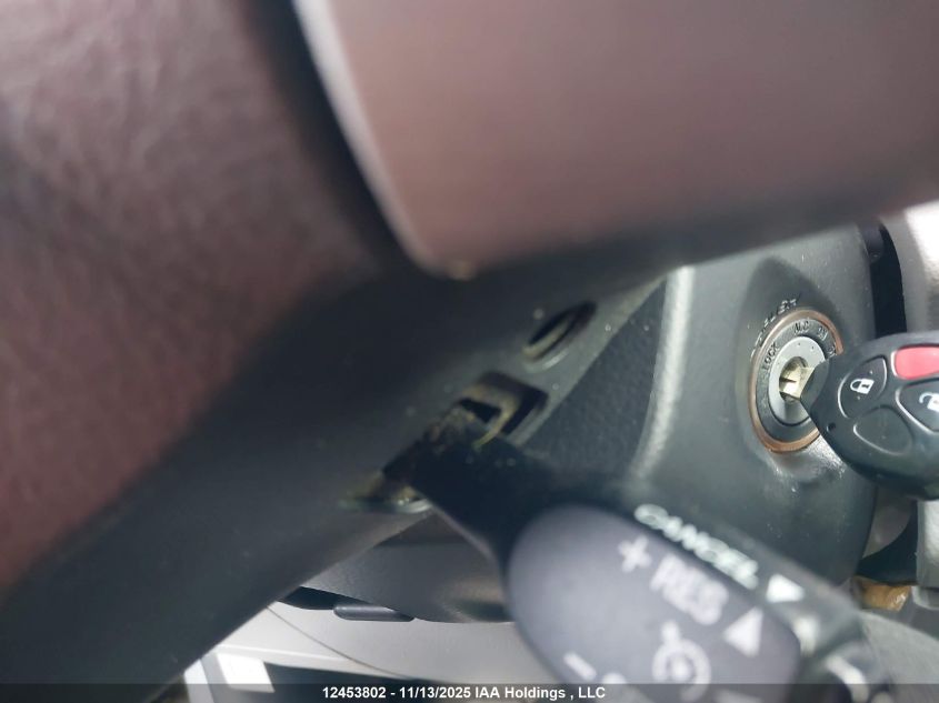 2007 Toyota Rav4 Limited VIN: JTMBD31V576025928 Lot: 12453802