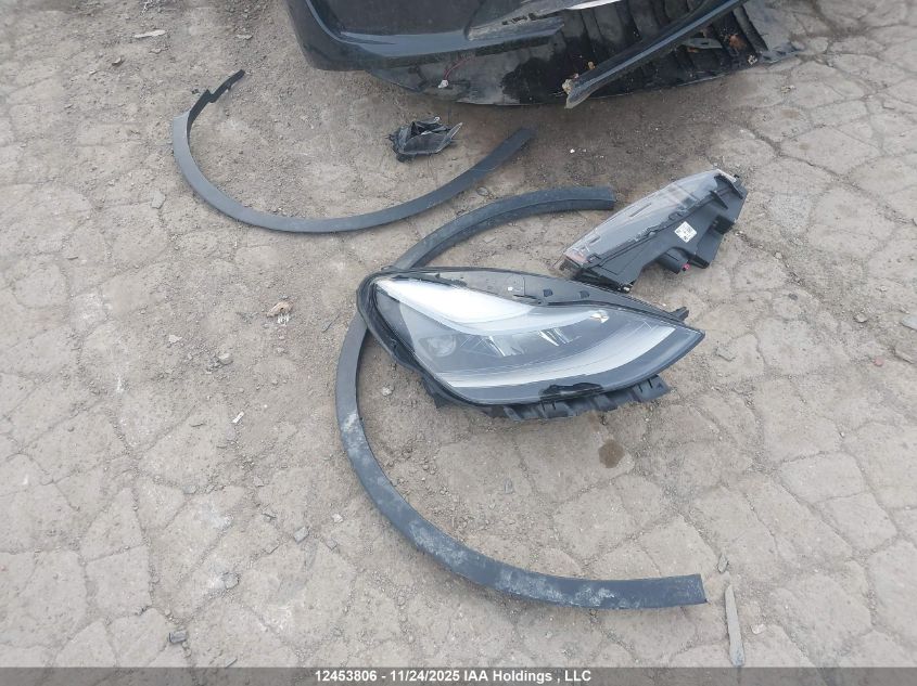 2024 Tesla Model Y Long Range VIN: 7SAYGDEEXRF019473 Lot: 12453806