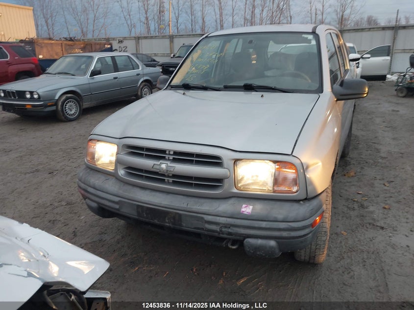 2CNBJ23C726942978 2002 CHEVROLET TRACKER photo no. 6
