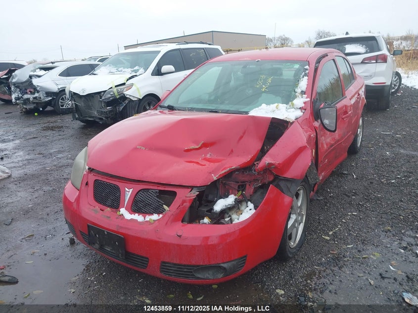 1G2AL52F557652125 2005 PONTIAC G5 photo no. 2