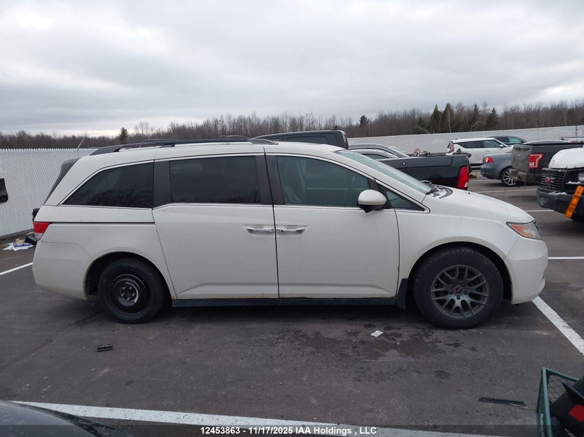 5FNRL5H6XGB501414 2016 HONDA ODYSSEY photo no. 13