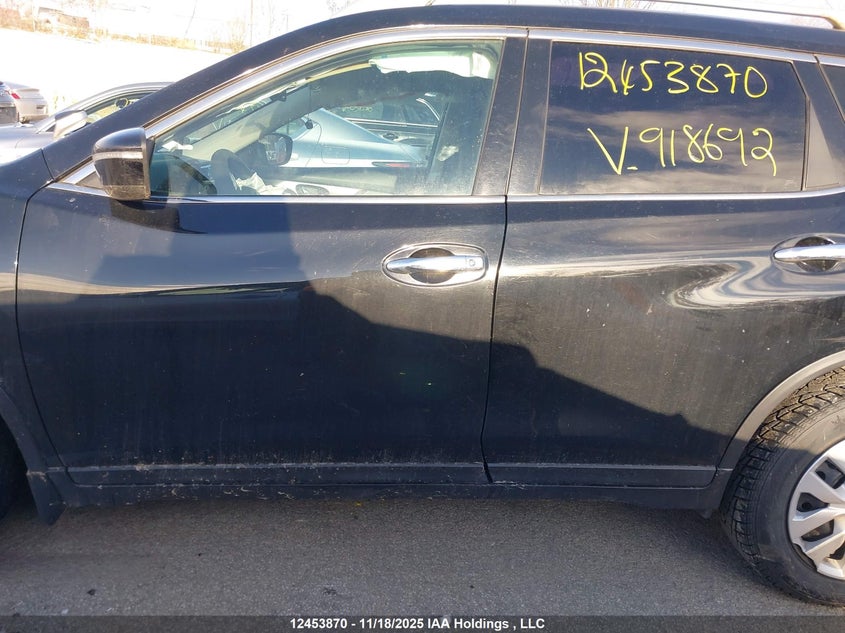 2015 Nissan Rogue S/Sv VIN: 5N1AT2MTXFC918692 Lot: 12453870