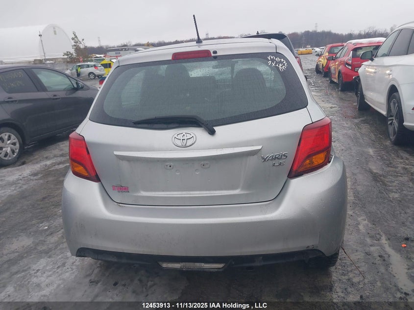 VNKKTUD37HA086013 2017 TOYOTA YARIS photo no. 16
