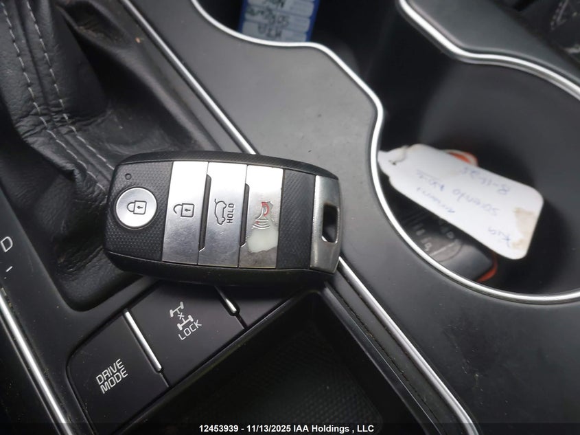 5XYPHDA53HG306253 2017 KIA SORENTO photo no. 11