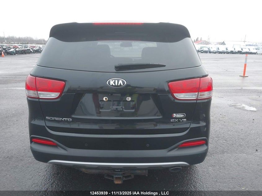 5XYPHDA53HG306253 2017 KIA SORENTO photo no. 16