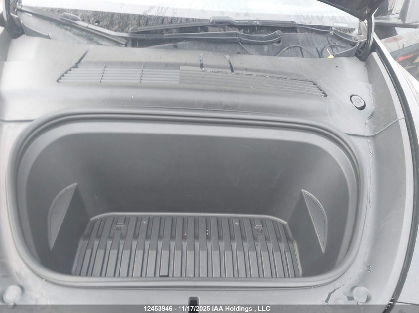 2020 Tesla Model Y Long Range VIN: 5YJYGDEE0LF059890 Lot: 12453946