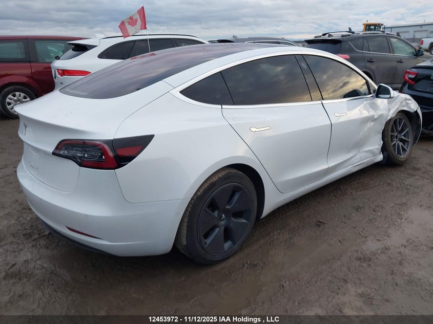5YJ3E1EA2JF029475 2018 TESLA MODEL 3 photo no. 4