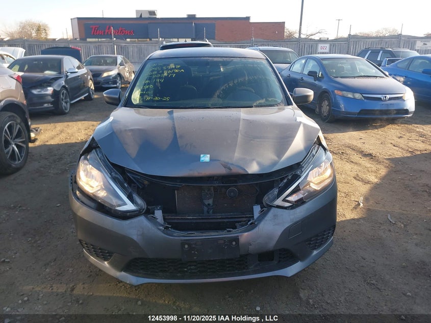 3N1AB7AP0JY228979 2018 NISSAN SENTRA photo no. 13