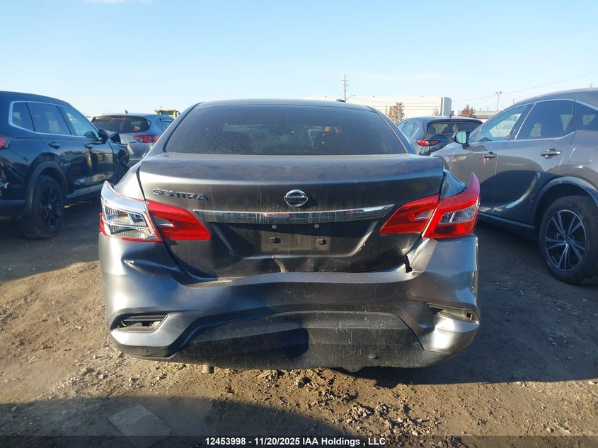 3N1AB7AP0JY228979 2018 NISSAN SENTRA photo no. 17