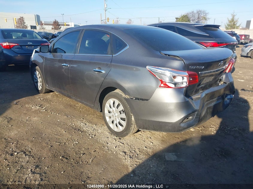 3N1AB7AP0JY228979 2018 NISSAN SENTRA photo no. 3