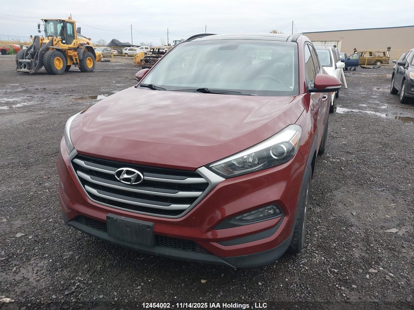 KM8J33A41JU796794 2018 HYUNDAI TUCSON photo no. 2