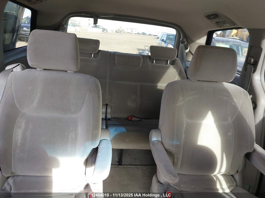 5TDBA23CX4S013168 2004 TOYOTA SIENNA photo no. 20