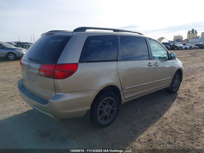 5TDBA23CX4S013168 2004 TOYOTA SIENNA photo no. 4