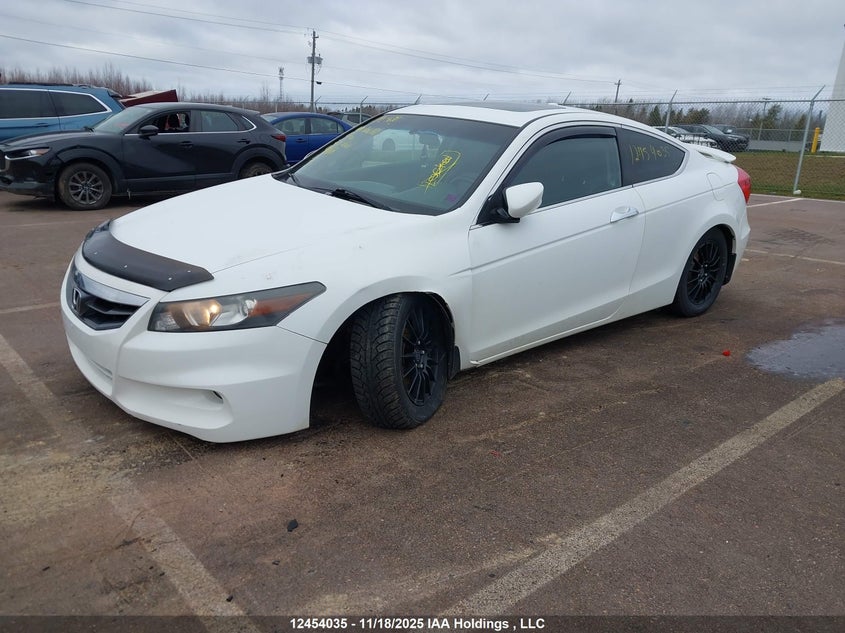 1HGCS2B82CA800188 2012 HONDA ACCORD photo no. 2