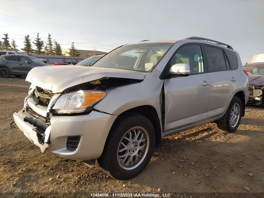 2T3BF4DV7CW255457 2012 TOYOTA RAV 4 photo no. 2