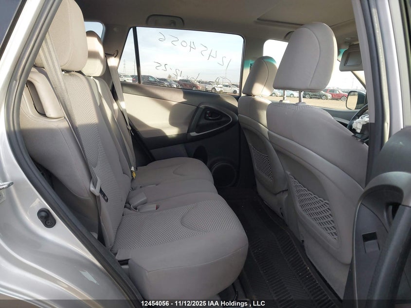2T3BF4DV7CW255457 2012 TOYOTA RAV 4 photo no. 8