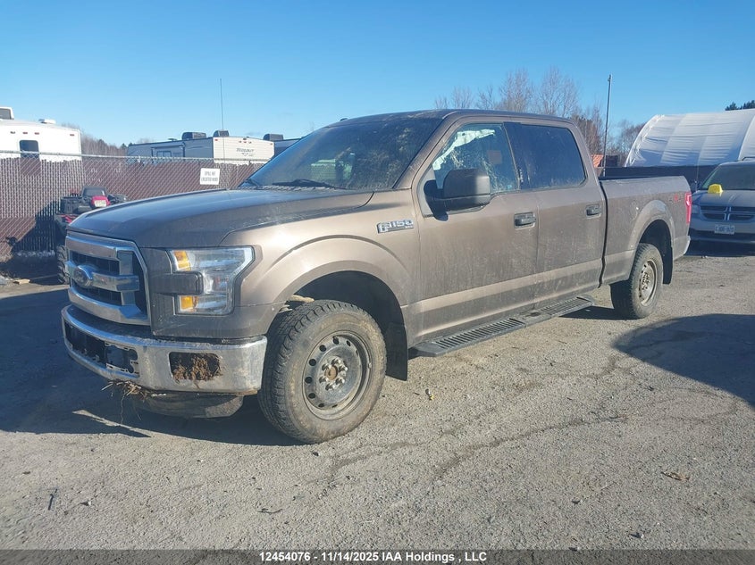 1FTFW1EF0FFC98342 2015 FORD F-150 photo no. 2