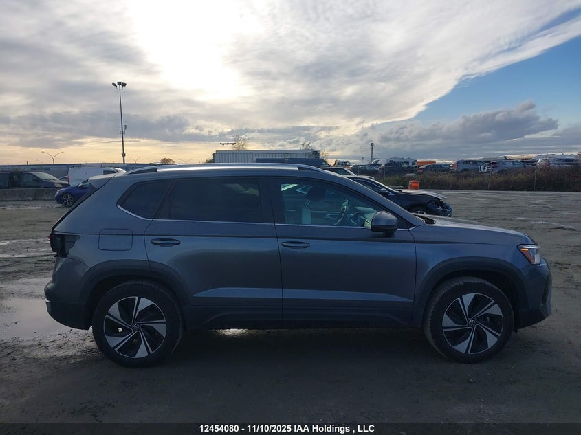 3VVUC7B21SM058085 2025 VOLKSWAGEN TAOS photo no. 13