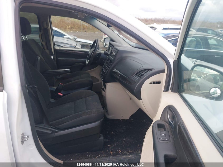 2C4RDGBGXHR877191 2017 DODGE CARAVAN photo no. 5
