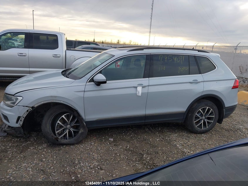 2018 Volkswagen Tiguan Tsi VIN: 3VV2B7AXXJM172737 Lot: 12454091