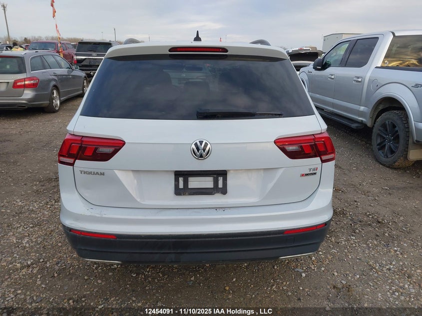 2018 Volkswagen Tiguan Tsi VIN: 3VV2B7AXXJM172737 Lot: 12454091